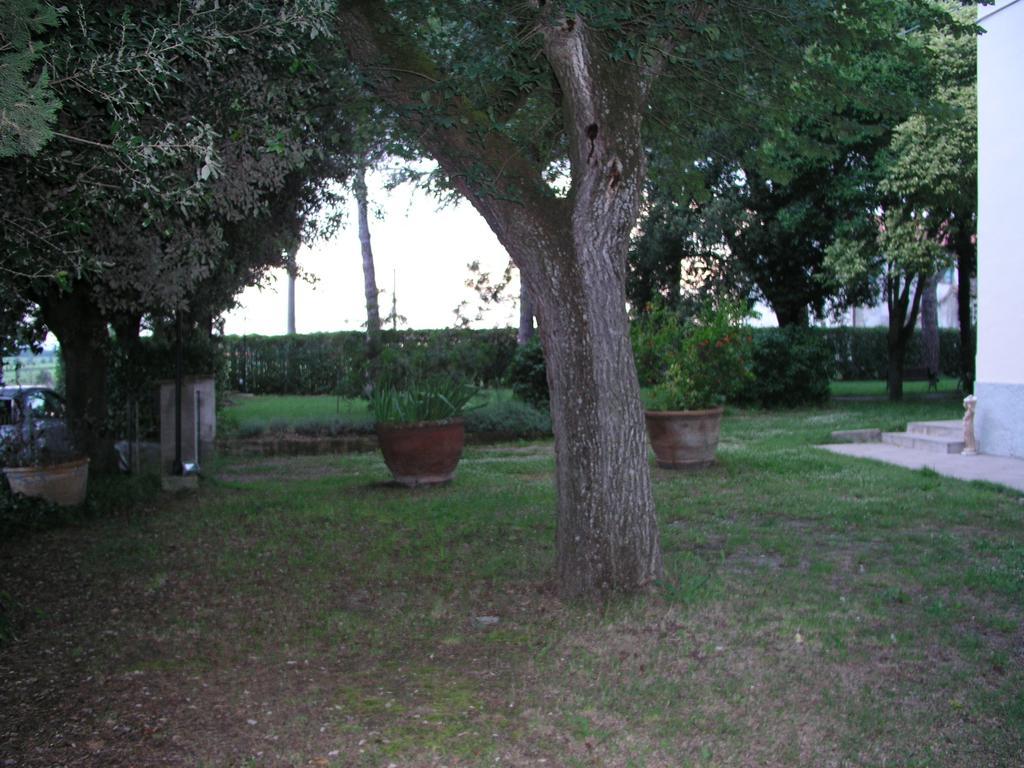 Villa Borgo Iris Pietraia Exterior foto